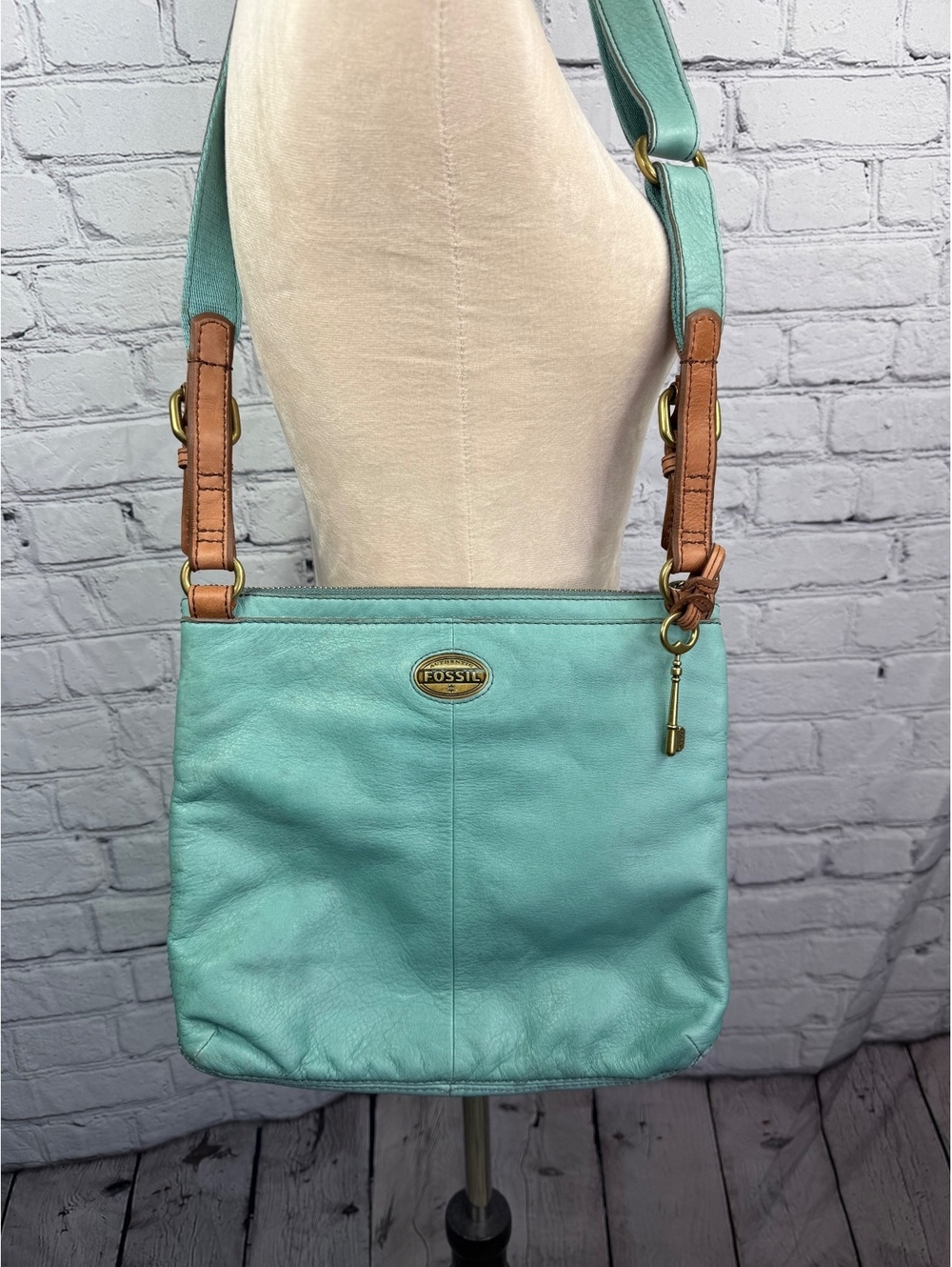 Fossil Explorer crossbody